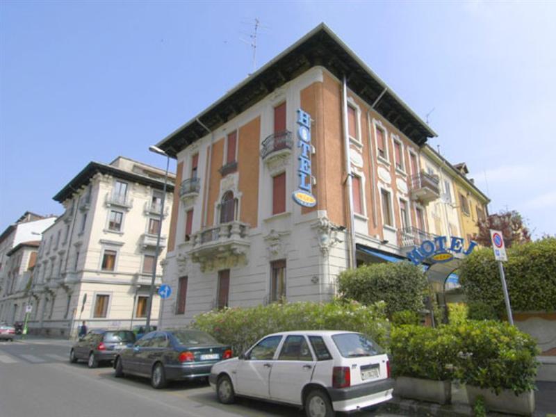 Hotel Bagliori Milano Exteriör bild